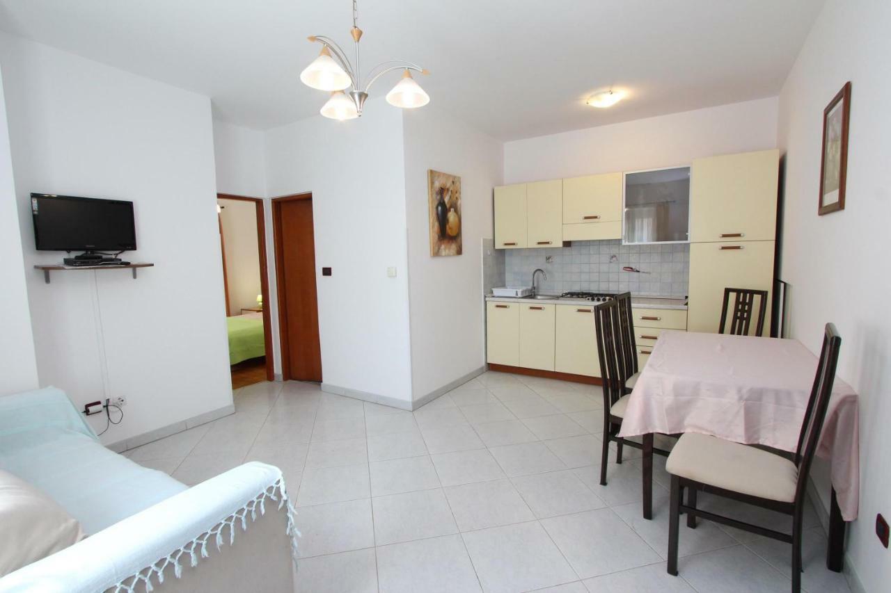 Apartments Villa Mara Ровінь Екстер'єр фото